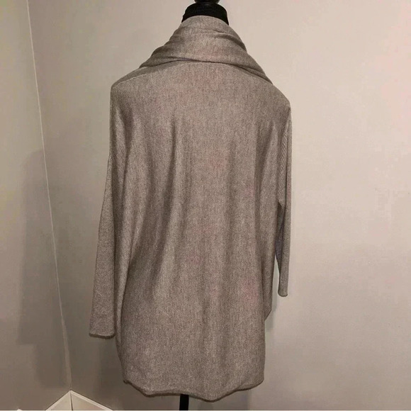 DKNY  Cardigan - Picture 3 of 5